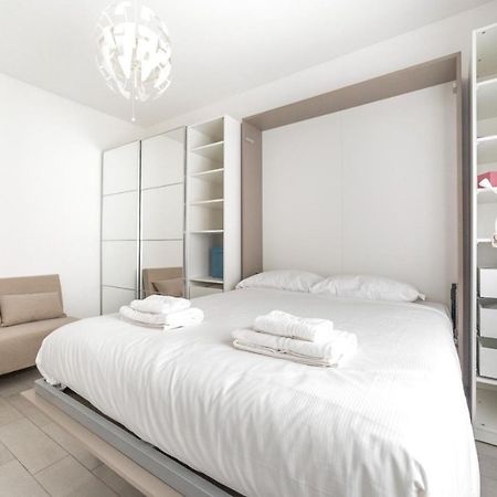 Piazza Tripoli Bright Apartment Milano Eksteriør billede