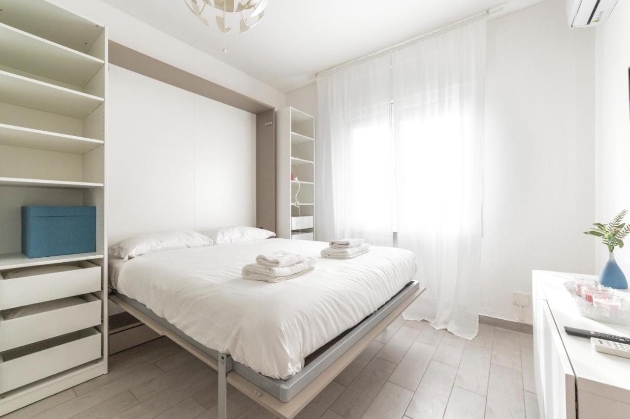 Piazza Tripoli Bright Apartment Milano Eksteriør billede